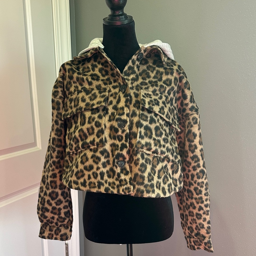 Leopard Print Cropped Jacket
